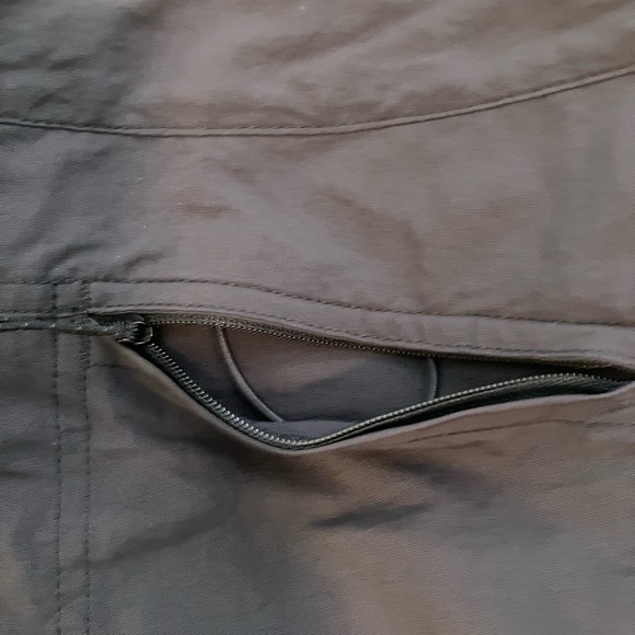 Patagonia women’s shorts size 8 - Picture 9 of 11